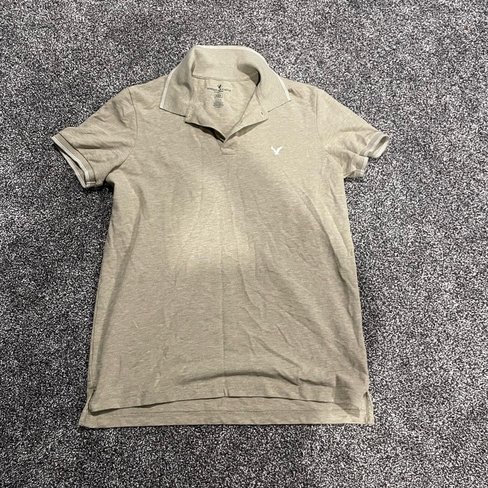 American Eagle flex fit polo